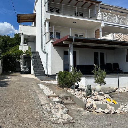Apartments Novi Vinodolski - Povilska Kültér fotó